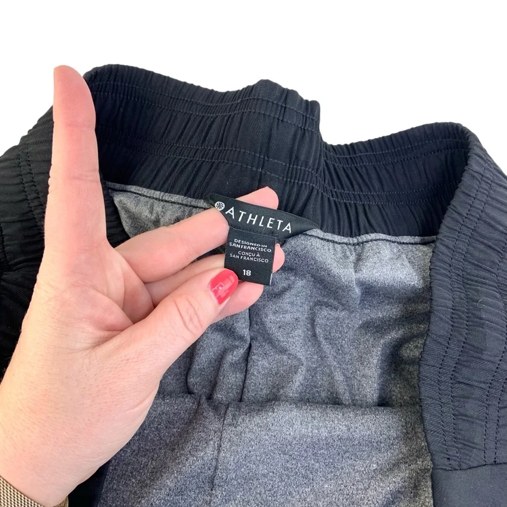 Athleta Lined Camo Jogger Pants in Black - Picture 3 of 6